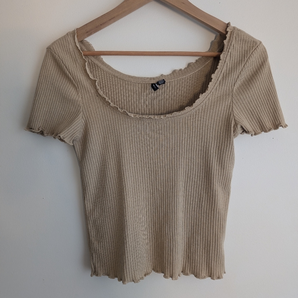 Cute tan top